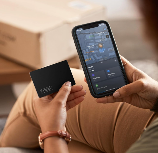 Trackrr™ Smart Tracking Card